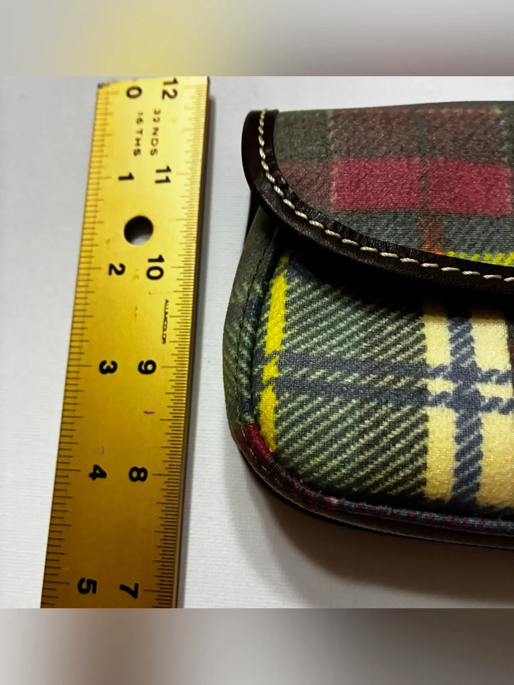 Dooney & Bourke  EUC Multicolor Plaid Crossbody Logo Charm Brown  Leather Strap